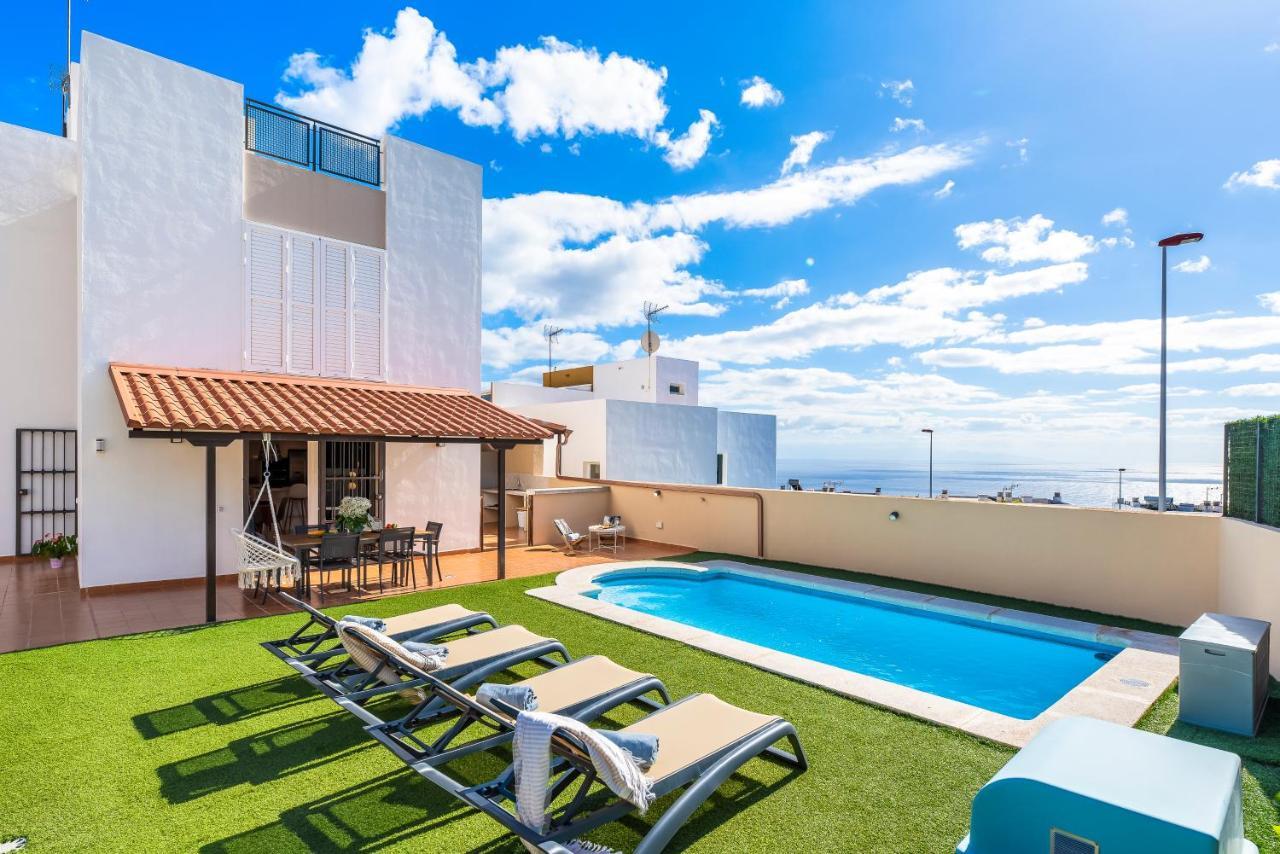 Villa With Private Pool And Workspace 坎德拉里亚 外观 照片