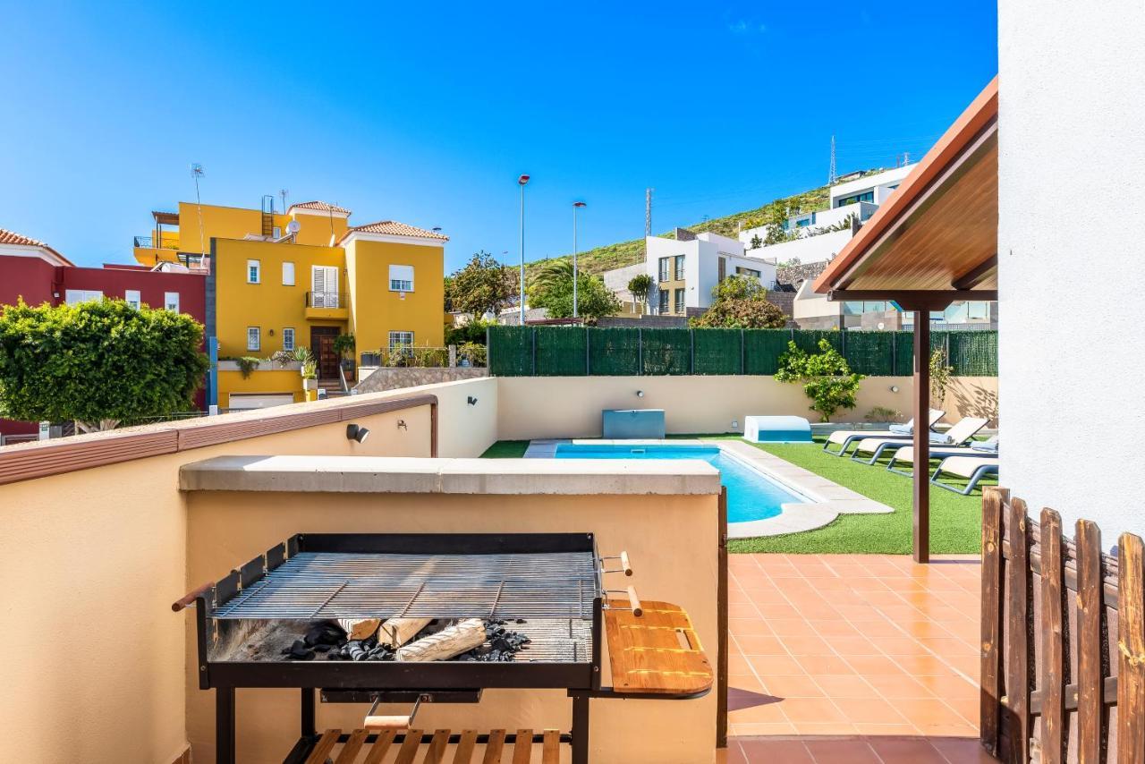 Villa With Private Pool And Workspace 坎德拉里亚 外观 照片